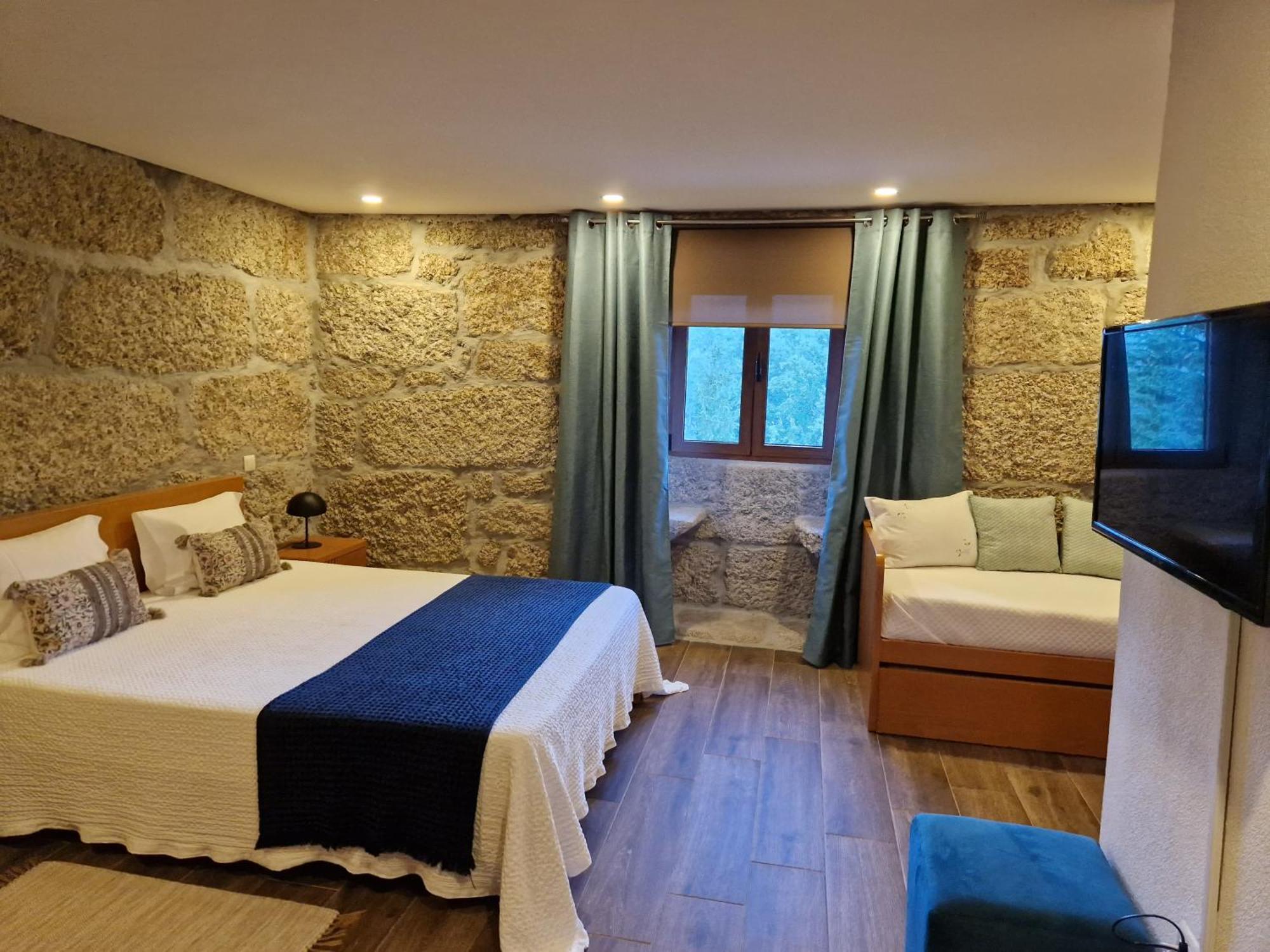 Quinta Da Casa Dos Santos - Inside Geres Vendégház Kültér fotó